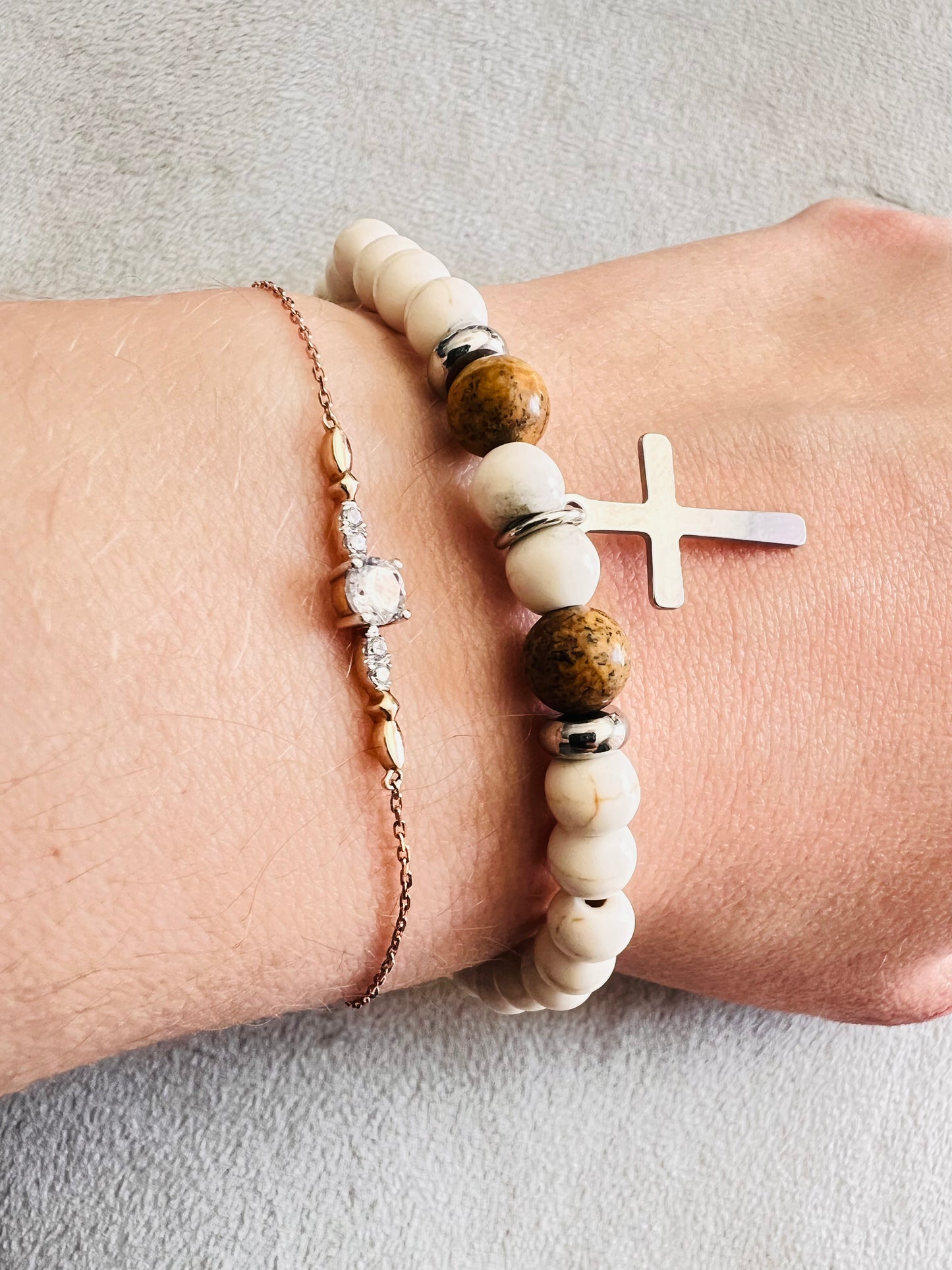 Bracelet pierre Howlite de Mongolie - Boules 6 mm