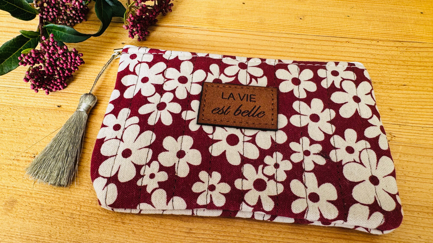 Pochette " La vie est belle " Rouge