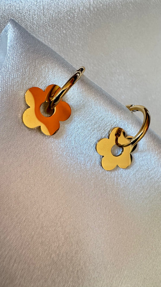 Boucles d'oreilles " Fleur " Doré