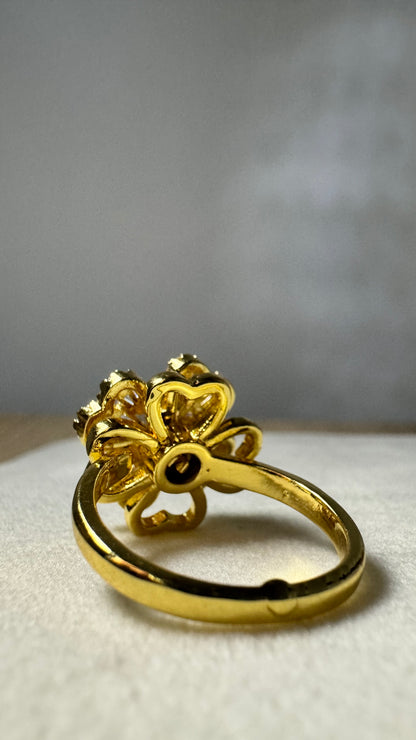 Bague Fleur d'Iris rotatif  - Doré